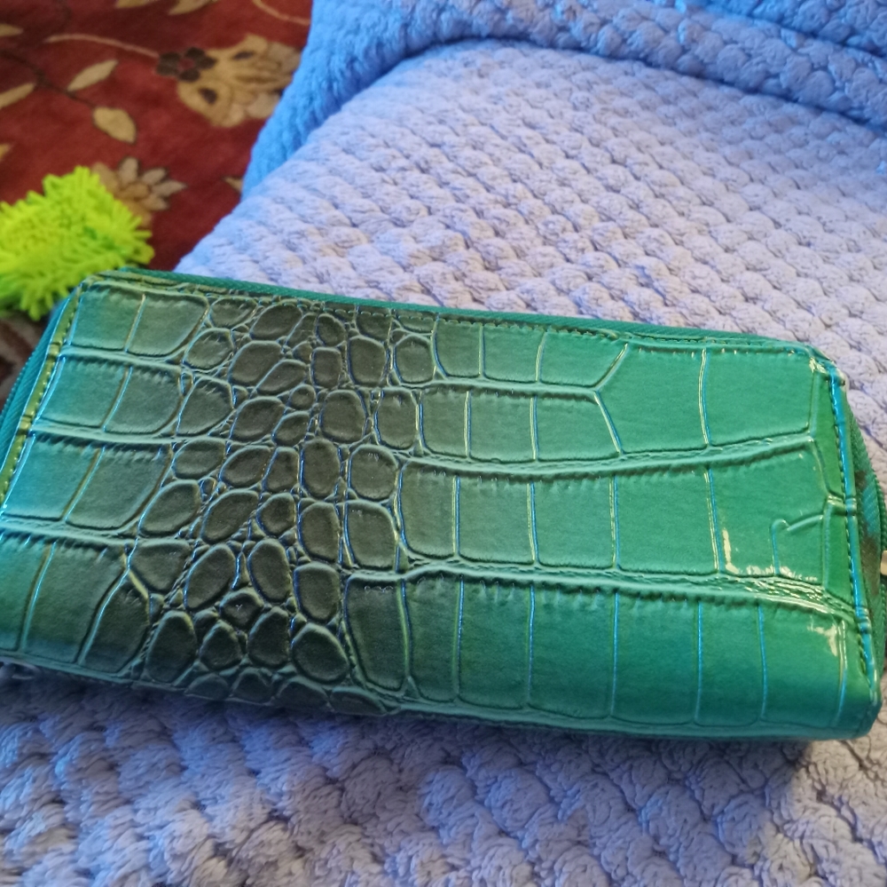 Green faux snake skin wallet